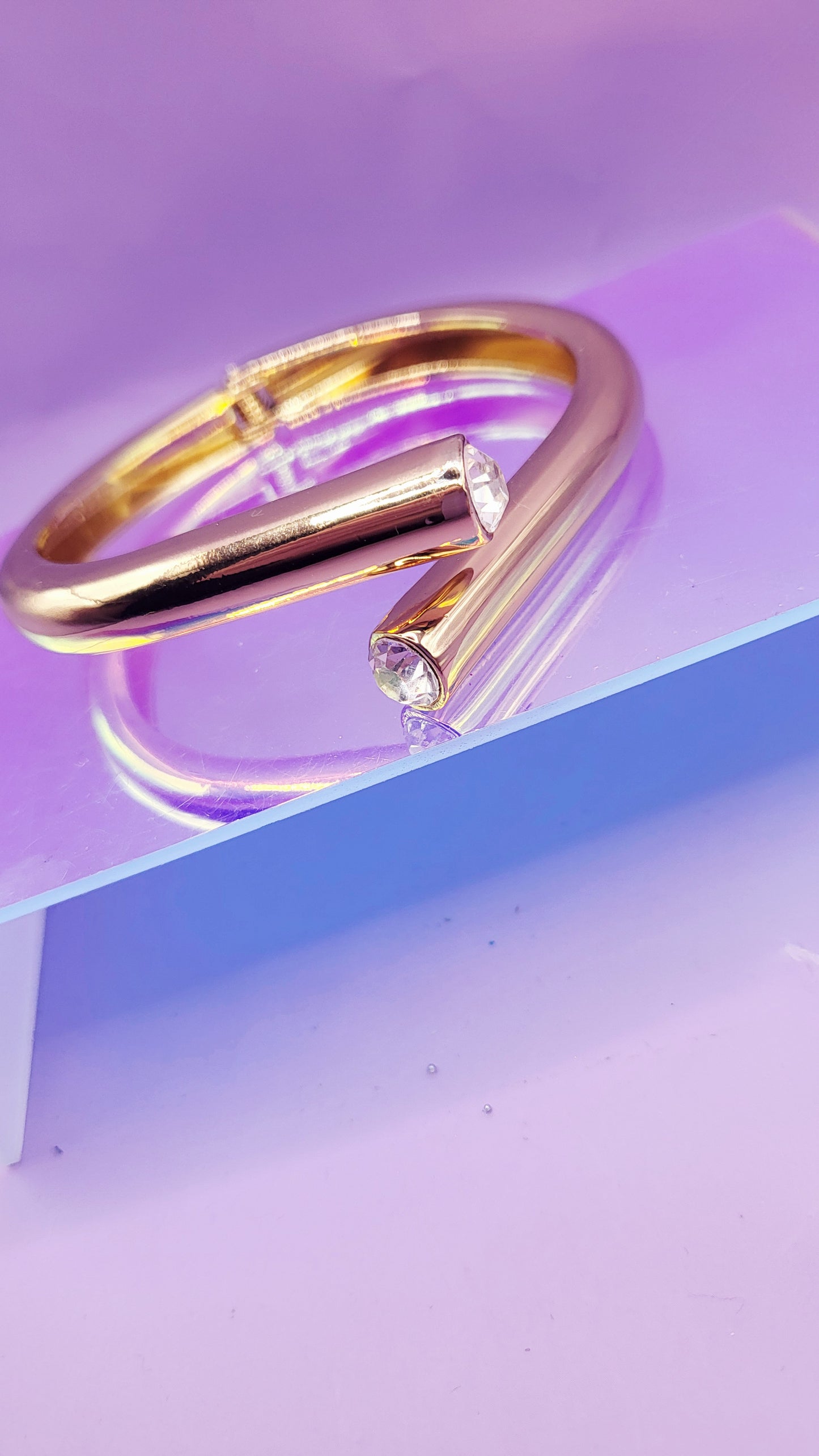 Sasha Signature π€ Crystal Tip Bangle