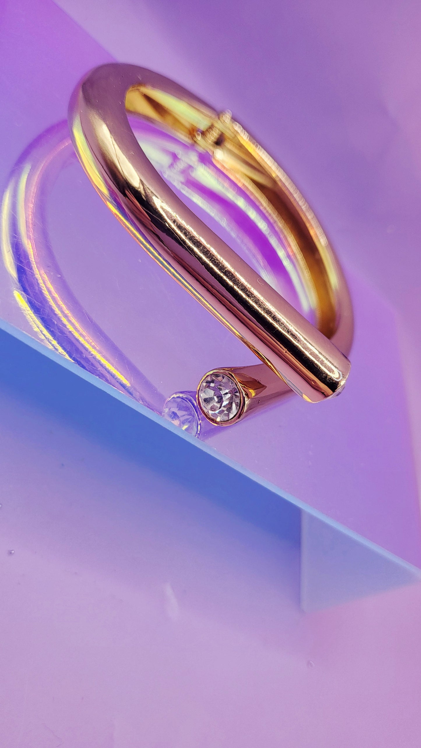 Sasha Signature π€ Crystal Tip Bangle