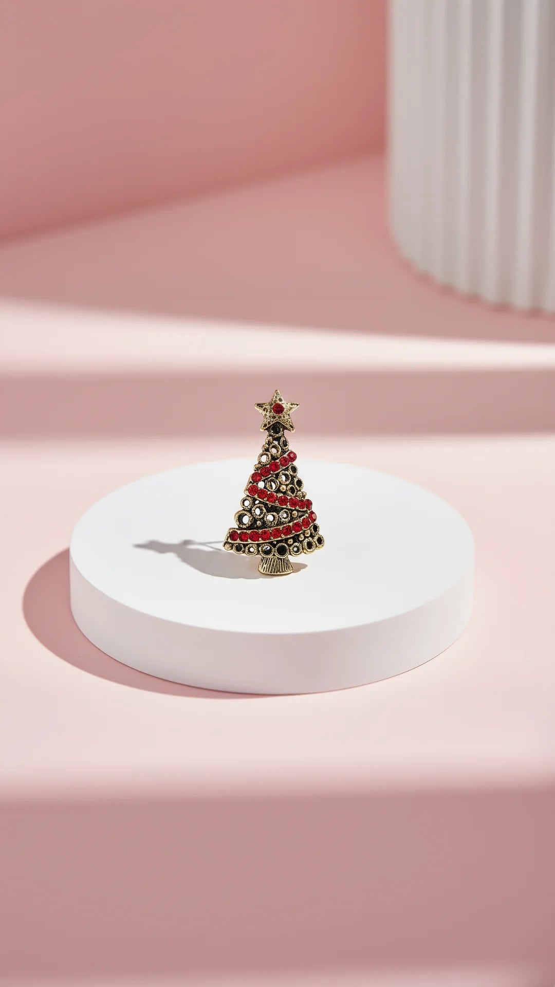Bronze Christmas Tree With Star Festive Brooch