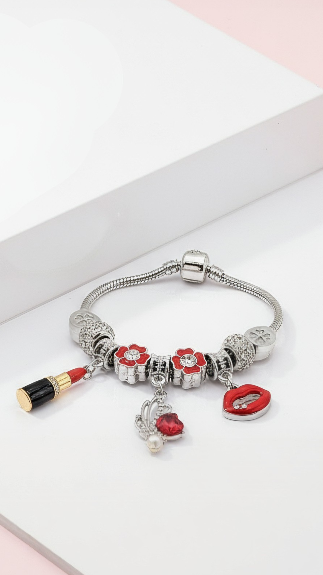 Red Lips Crystal Charm Breaded Bracelet
