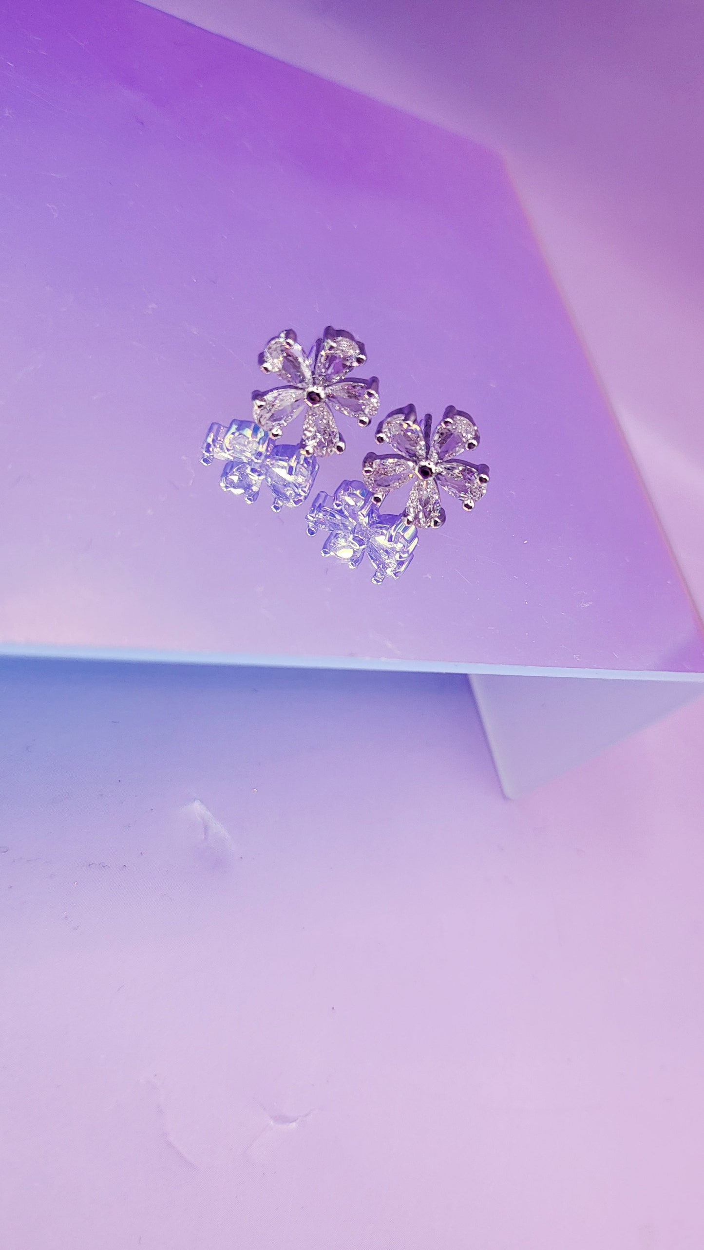 Daisy Crystal Stud Earrings