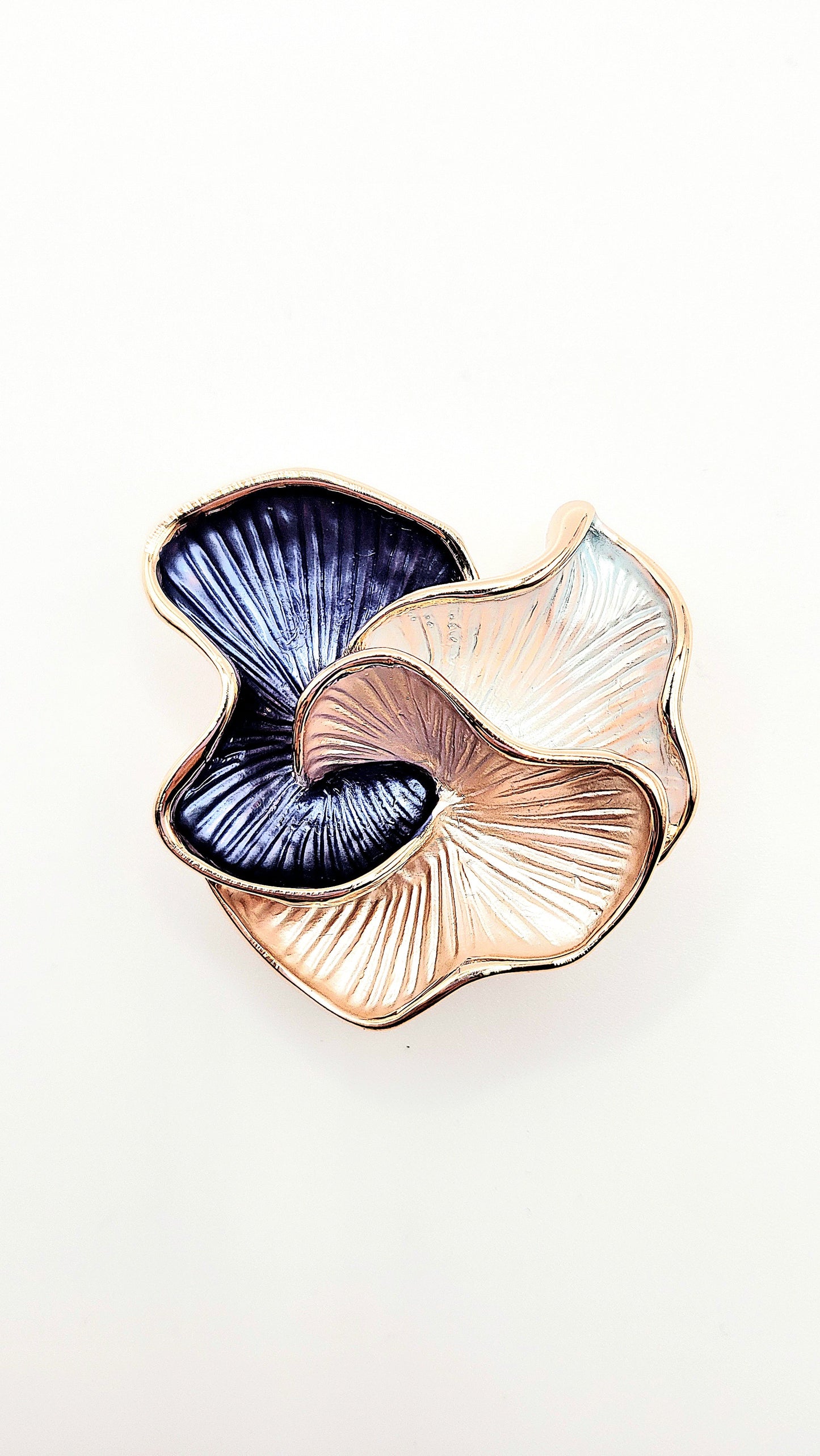 Abstract Magnetic Wavey Curve Brooch