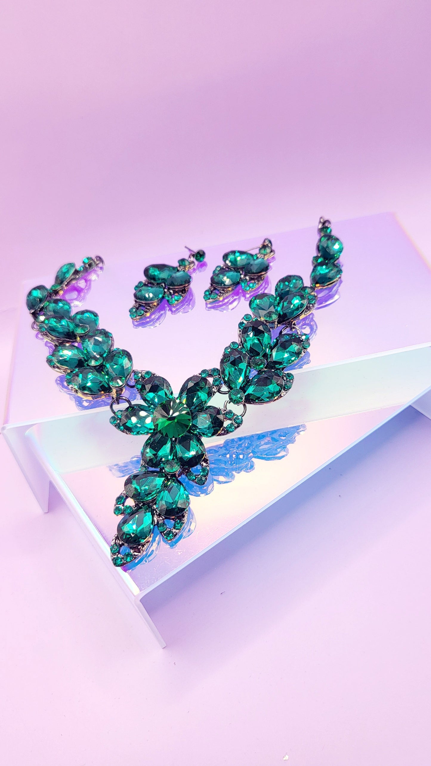 Aurora Crystal Set Necklace and Earrings
