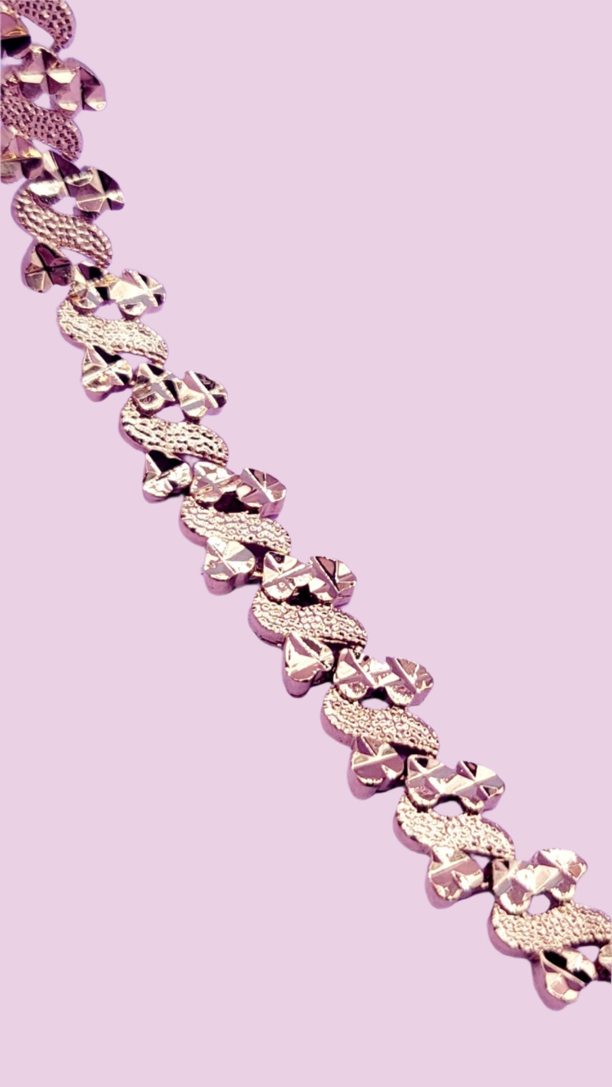 Aura Shiny Gold Link Bracelet