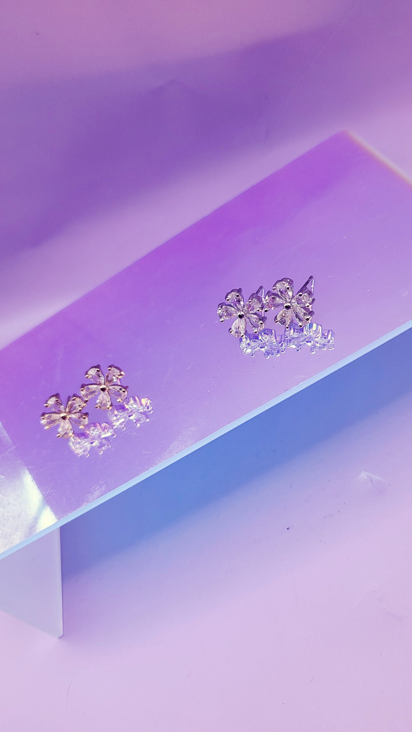 Daisy Crystal Stud Earrings