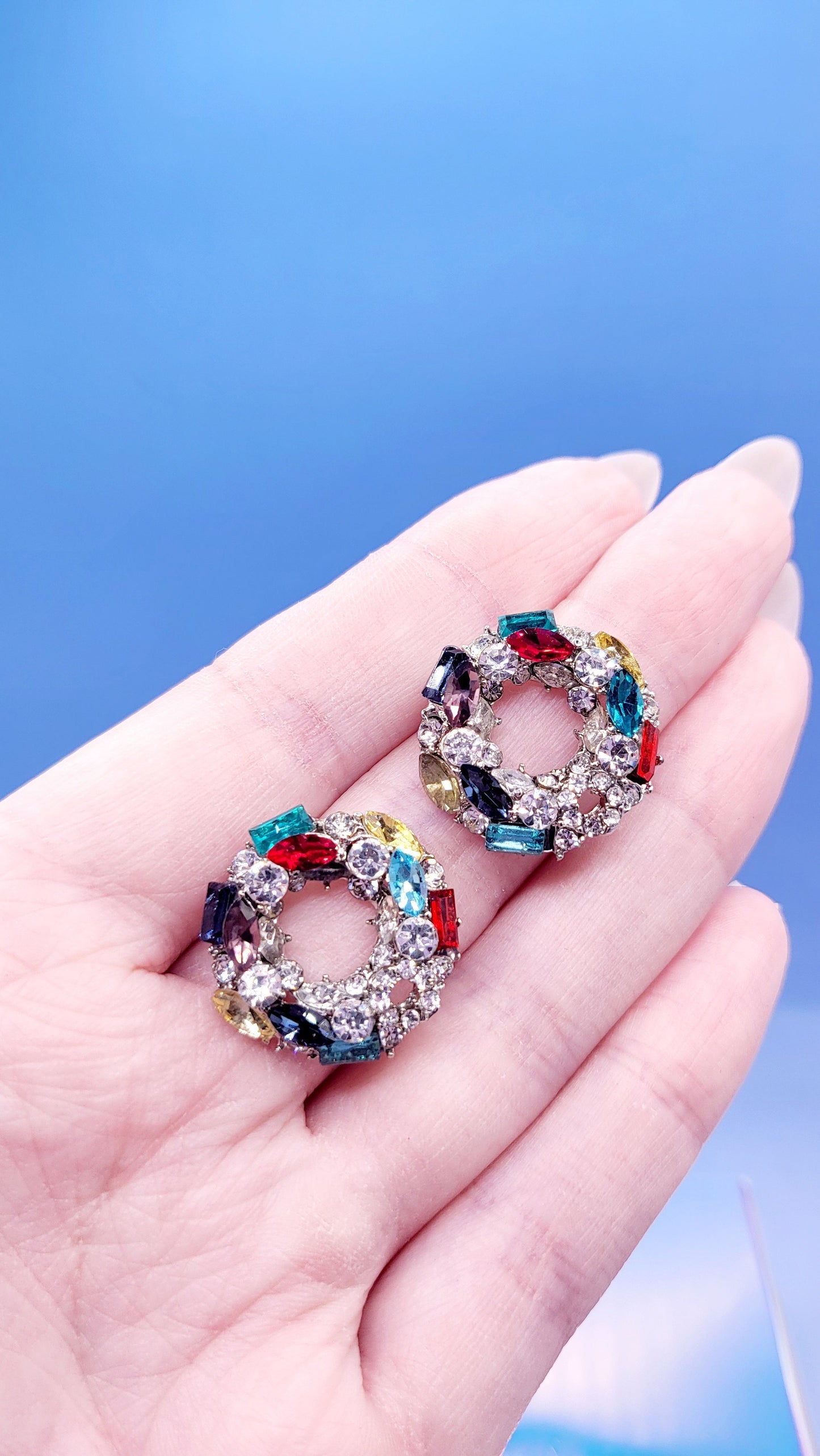 Glisten Stud Earrings