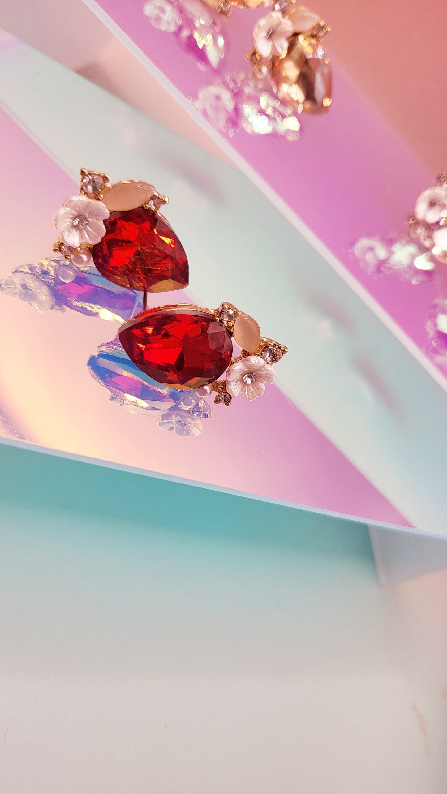 Scarlett Teardrop Earring
