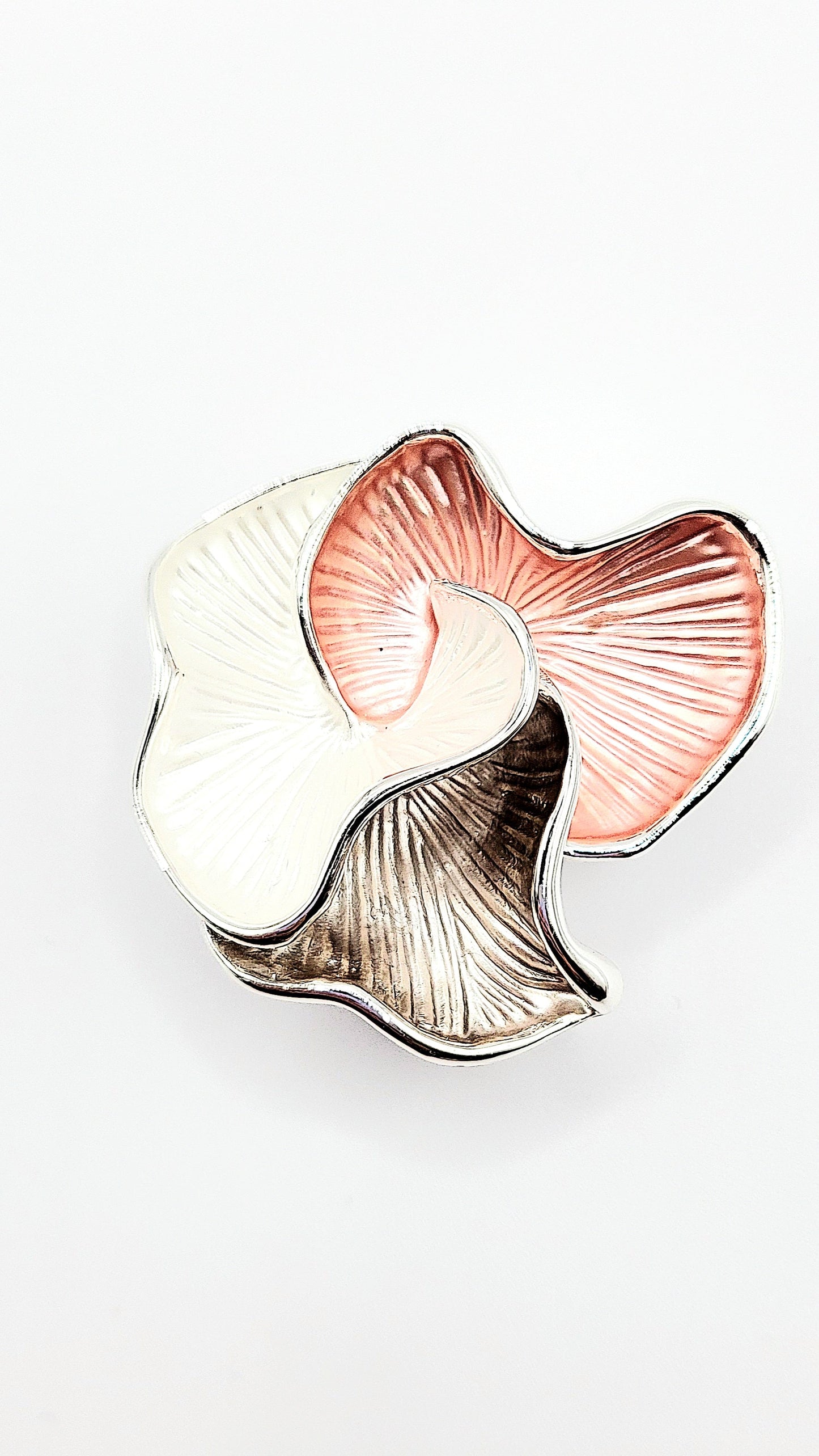 Abstract Magnetic Wavey Curve Brooch