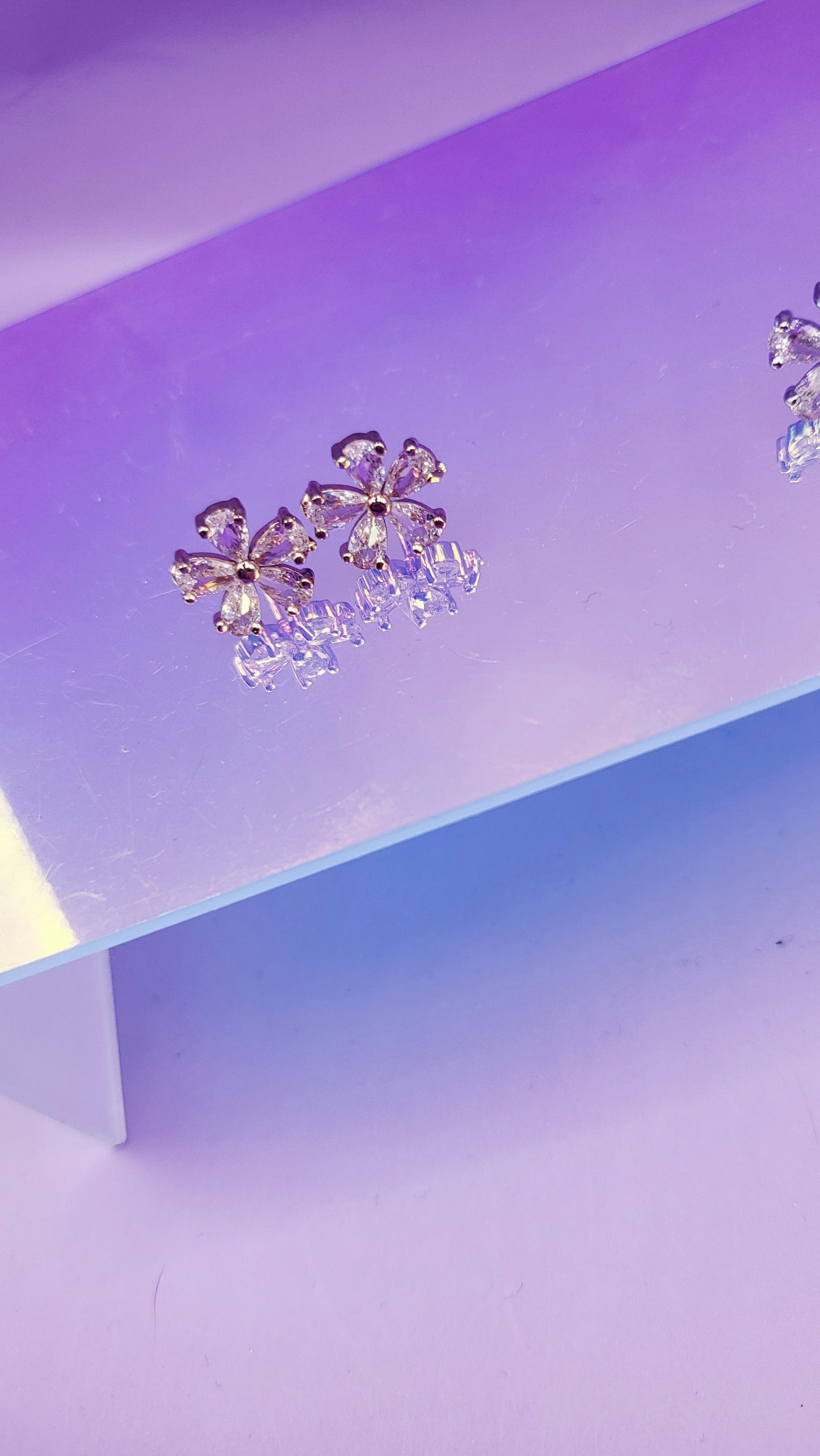 Daisy Crystal Stud Earrings