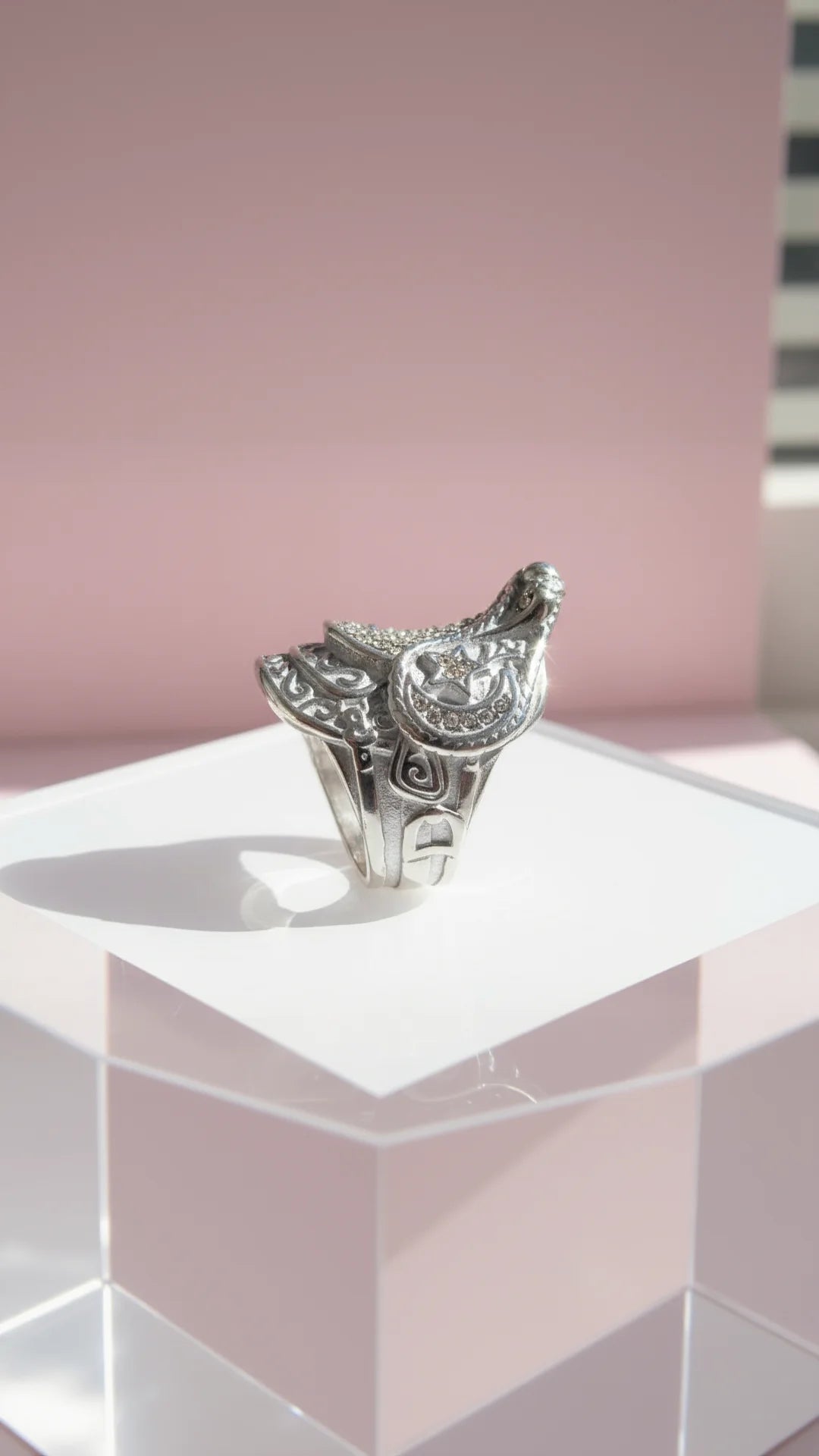 Stainless Steel Crystal Saddle Ring