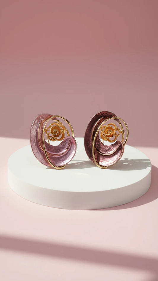 Abstract Gold Curved Rose Magnetic Brooch