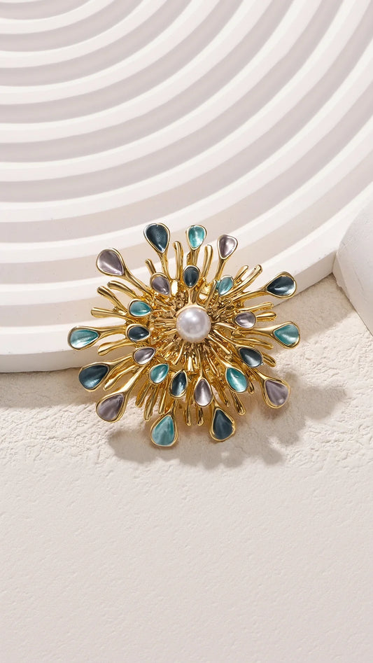 Pearl Star Burst Gold Magnetic Brooch