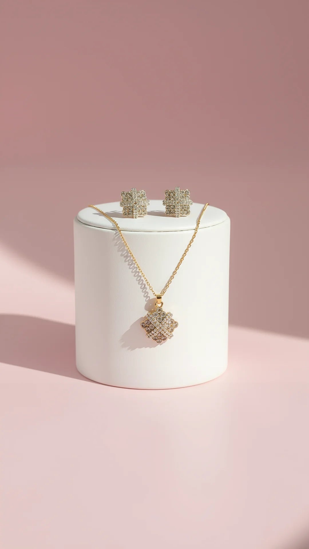 Pearl Crystal Necklace & Earrings Set