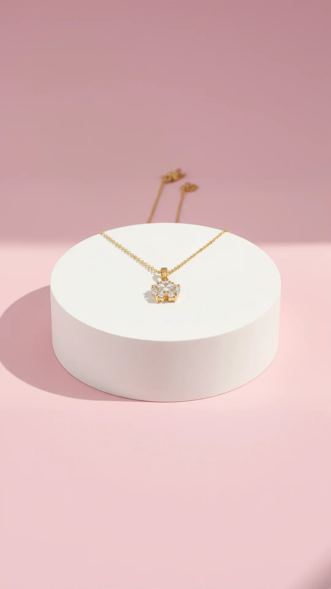 Snowflake Crystal Pendant Necklace