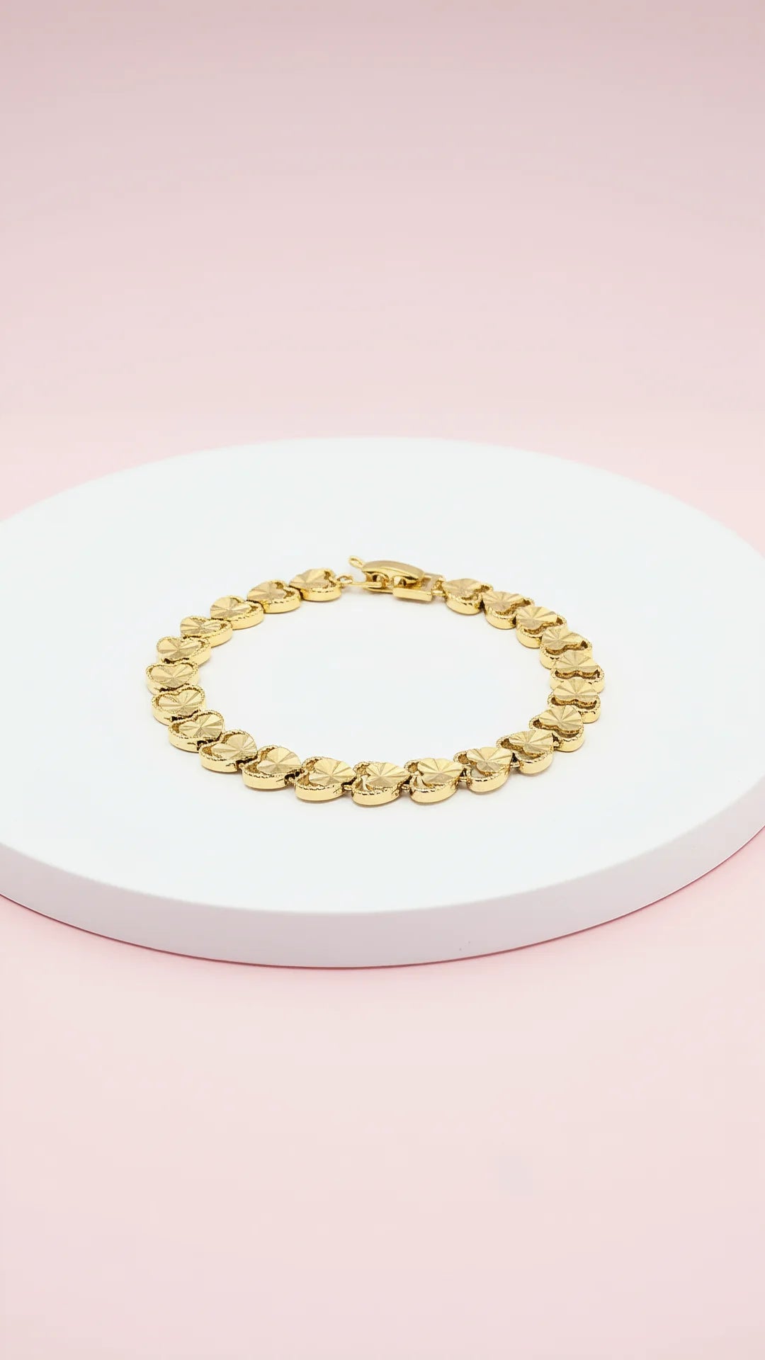 Gold Shiny Heart Link Link Bracelet