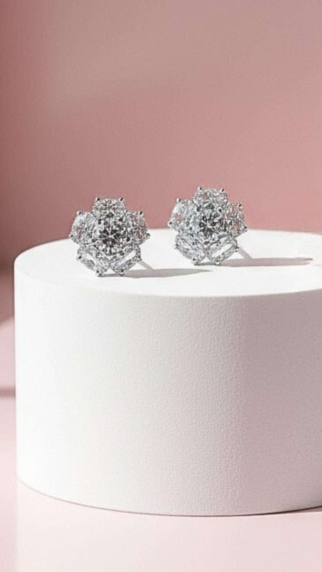 Round Cut Cluster Crystal Stud Earrings