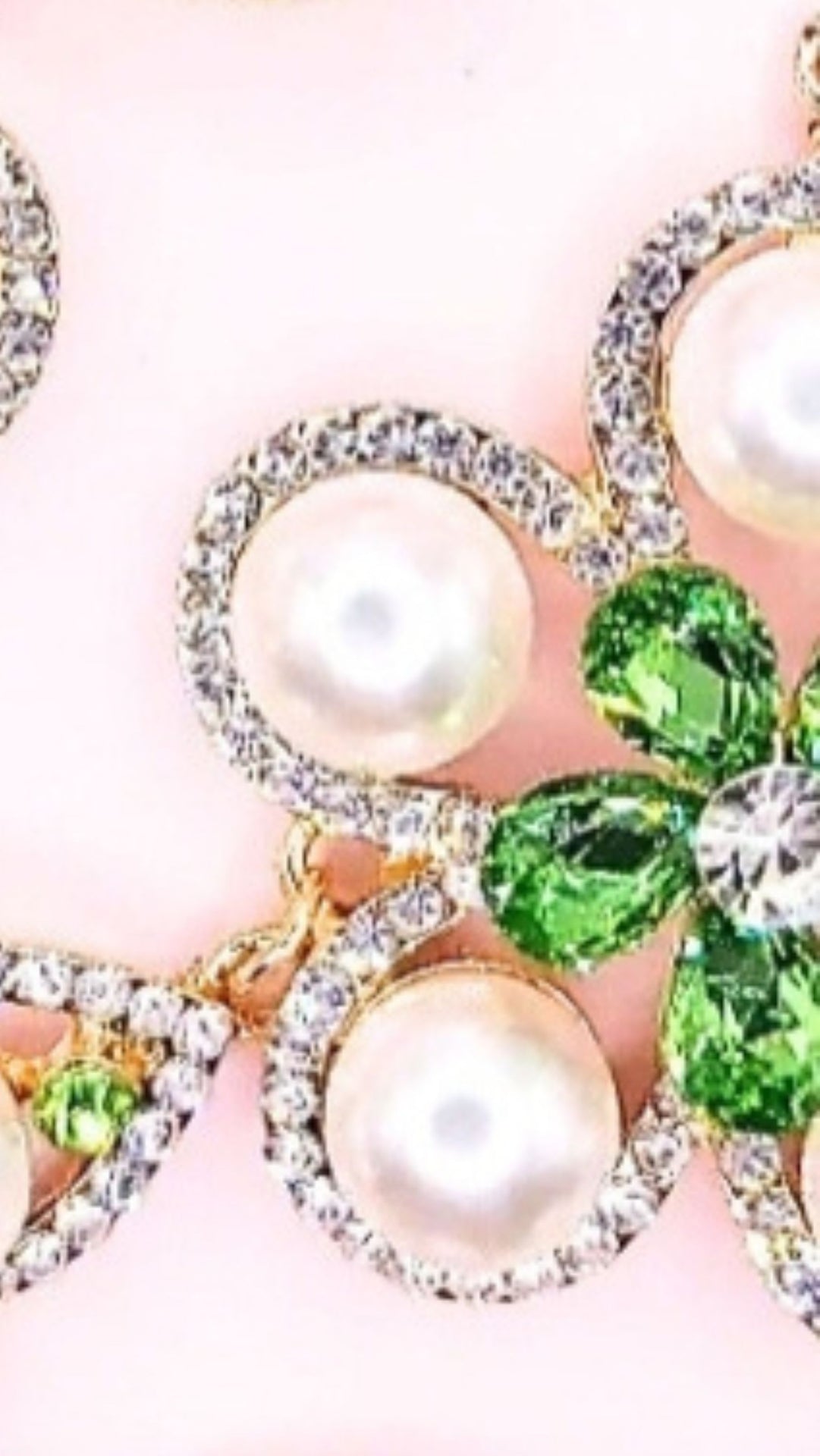 Pearl Crystal Flower Necklace & Earrings Set