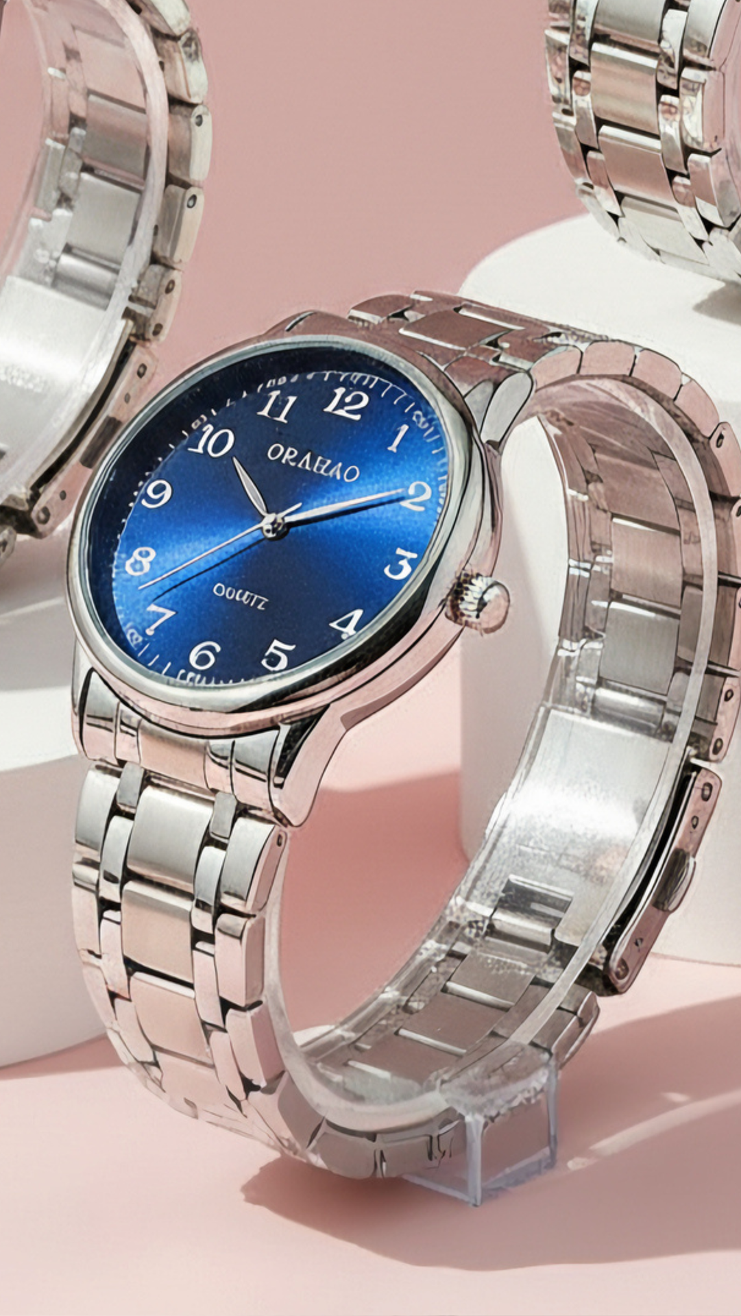 Men’s Classic Round Face Quartz Movement Watch