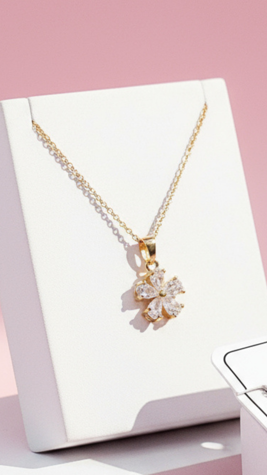 Flower Crystal Pendant Necklace