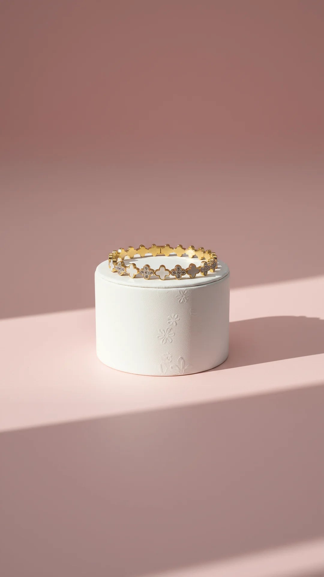 White Clover Crystal Stainless Steel Bangle