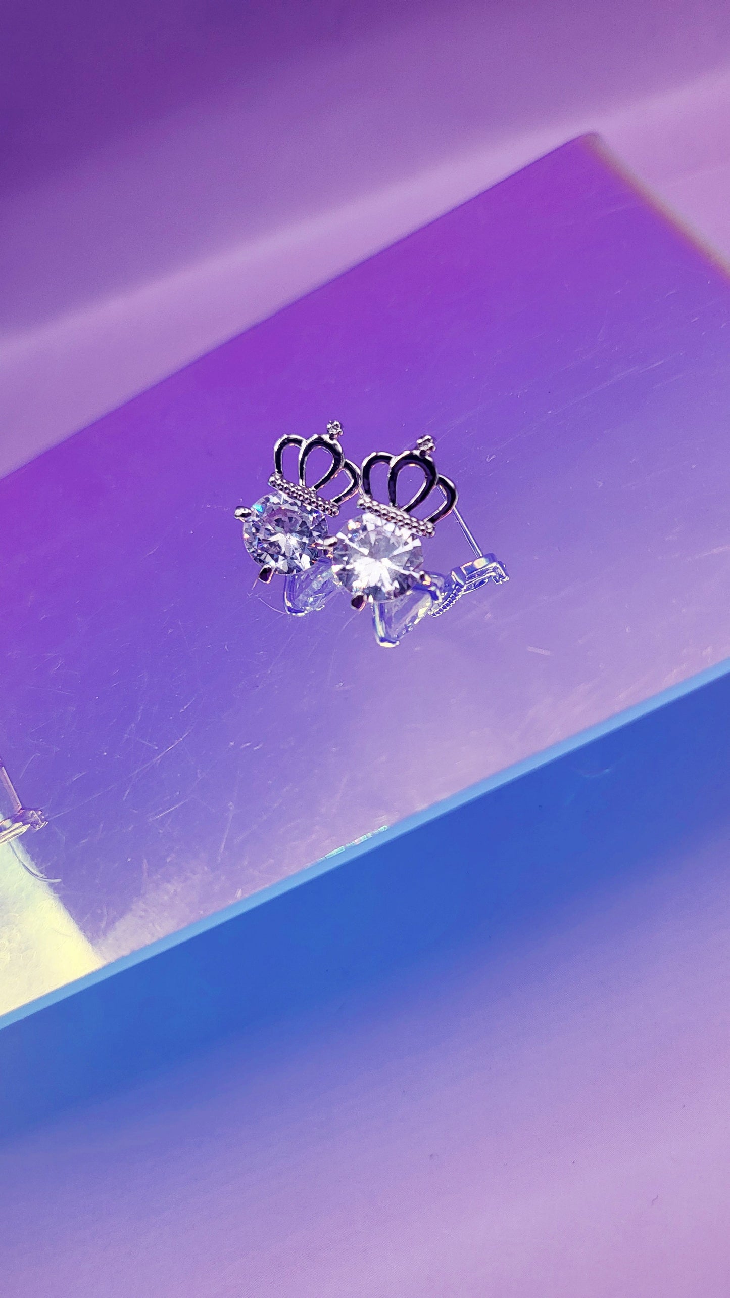 Queen Crystal Stud Earring