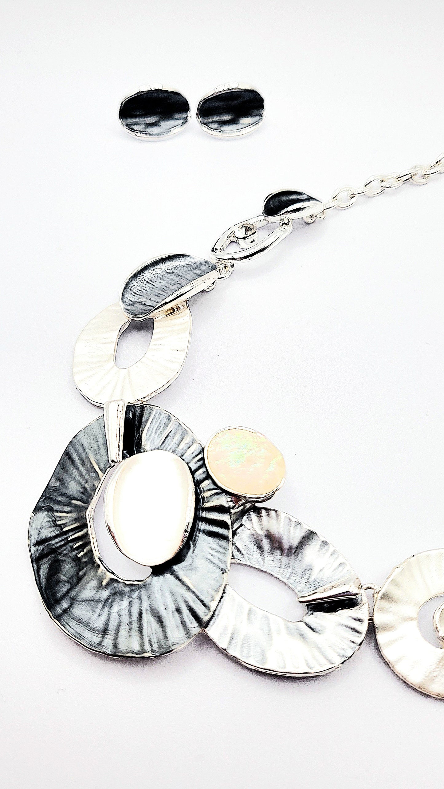 Abstract Oval Necklace & Earrings Set