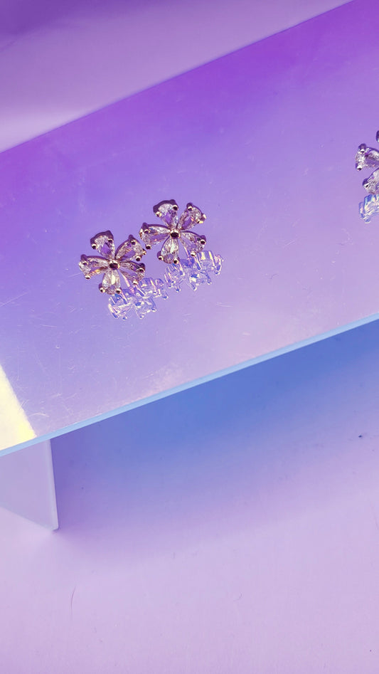 Daisy Crystal Stud Earrings
