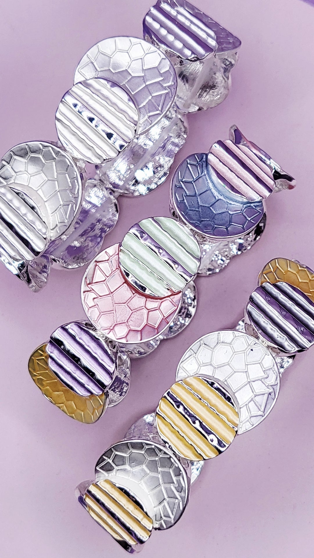 Abstract Circle Bracelet