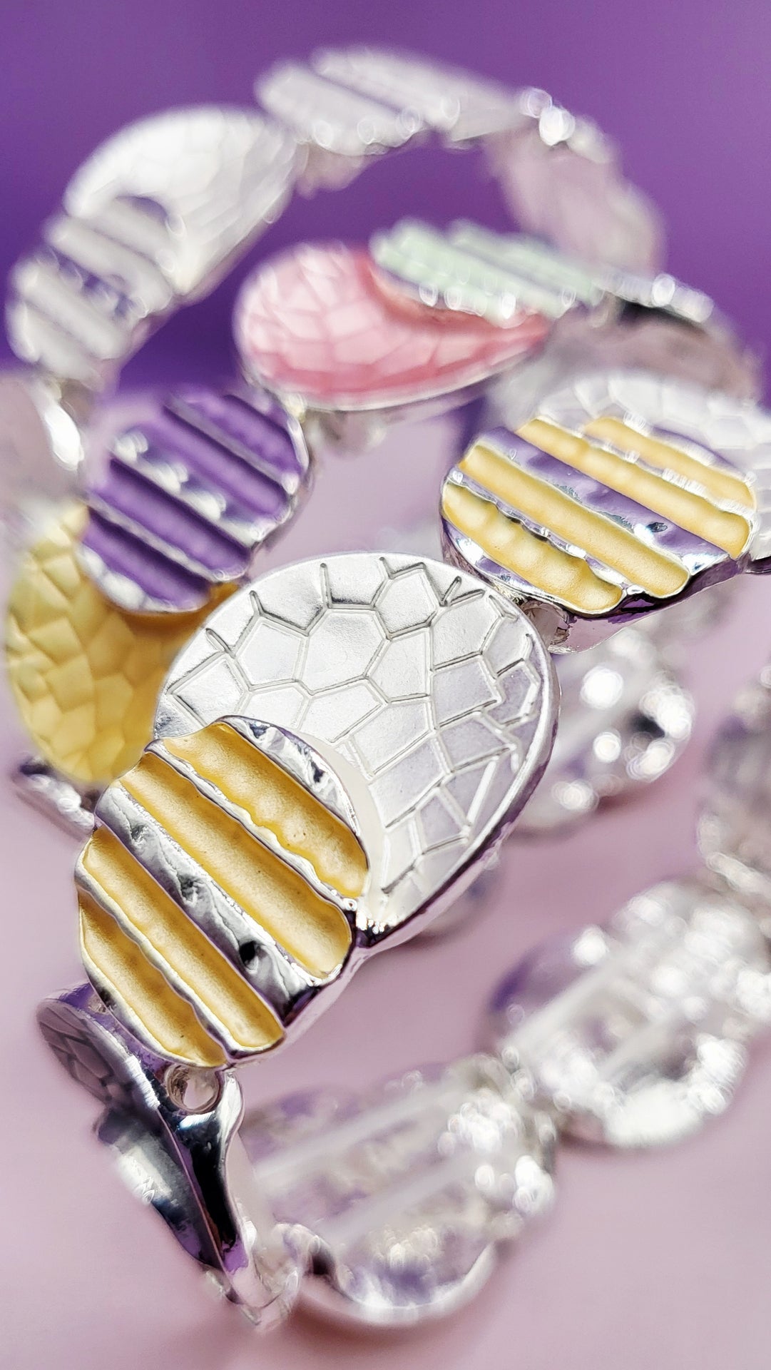 Abstract Circle Bracelet